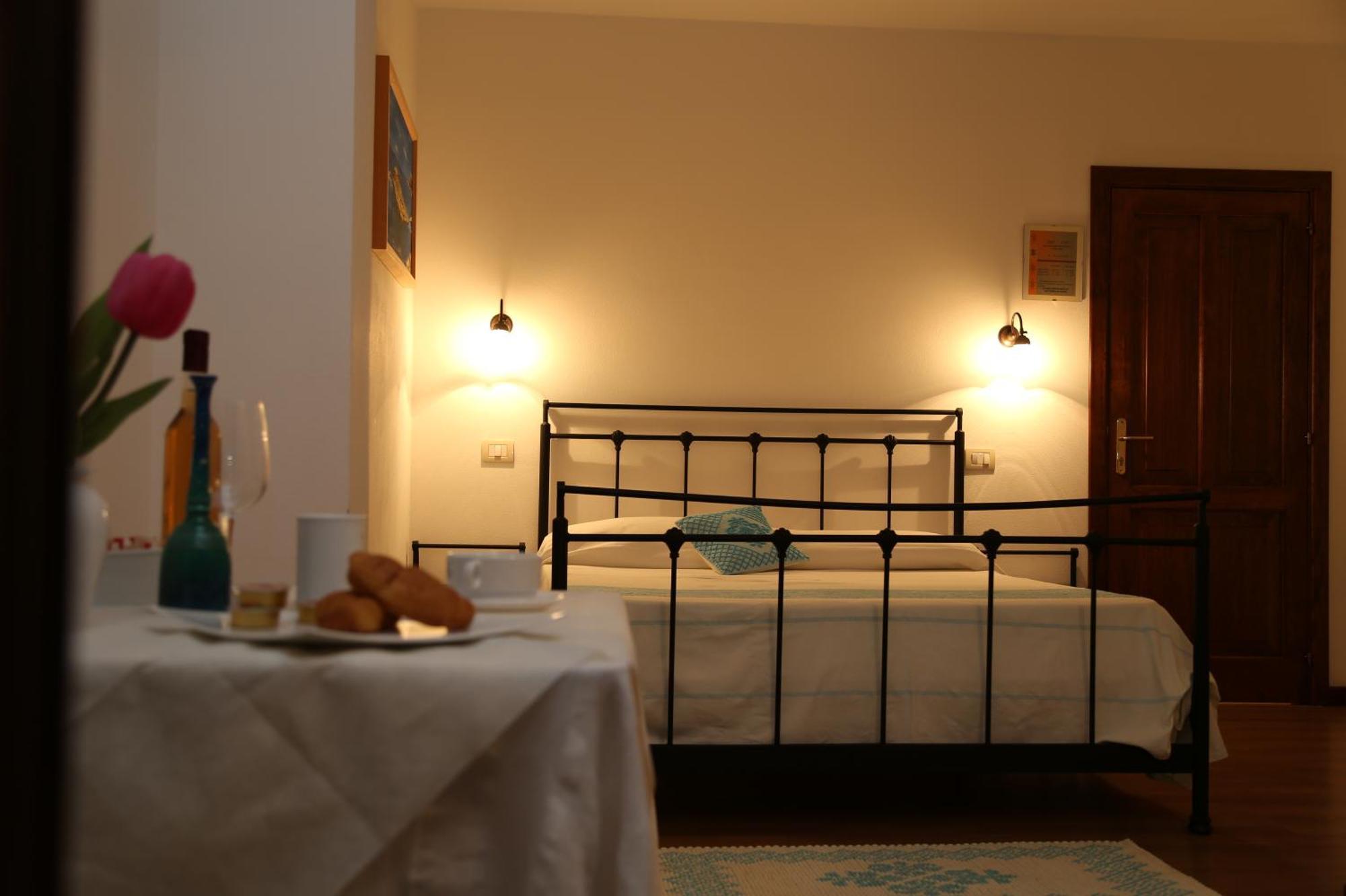 B&B Tre - Rooms & Relax Oristano Pokoj fotografie